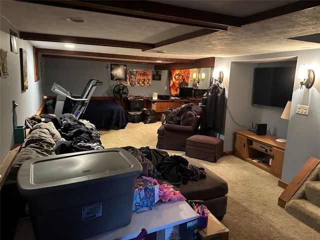 10277 LIBERTY Street Ext, Meadville, PA 16335