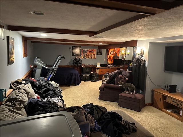 10277 LIBERTY Street Ext, Meadville, PA 16335