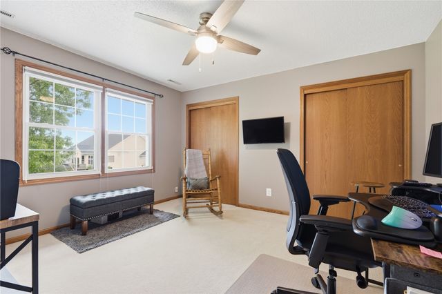 1415 Lyndhurst Drive, Hiawatha, IA 52233