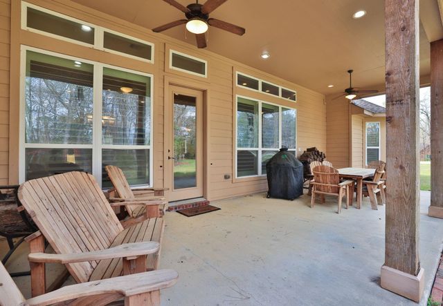 1547 Ruby Drive, Willis, TX 77378