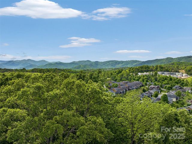 144 Pinebrook Road, Asheville, NC 28804