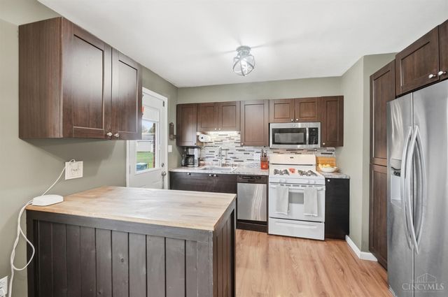 1216 Alwil Drive, Cincinnati, OH 45215