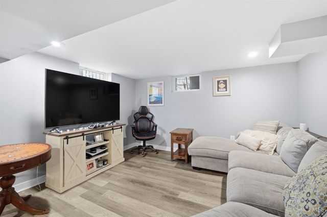 1216 Alwil Drive, Cincinnati, OH 45215