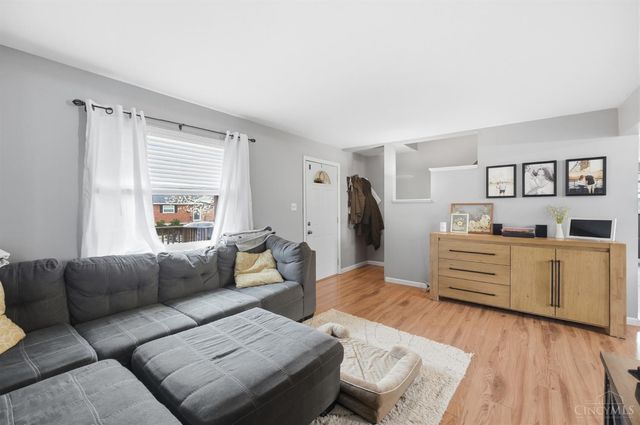 1216 Alwil Drive, Cincinnati, OH 45215