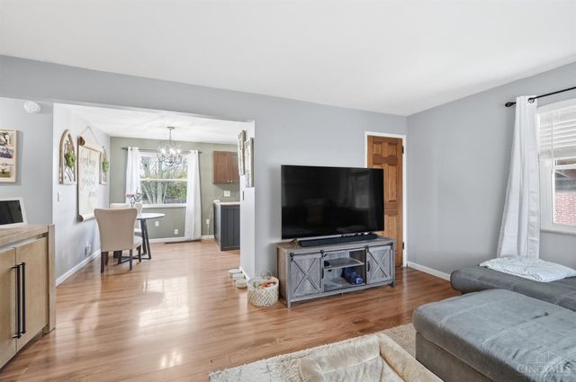 1216 Alwil Drive, Cincinnati, OH 45215