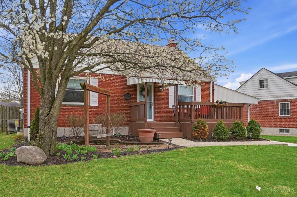 1216 Alwil Drive, Cincinnati, OH 45215