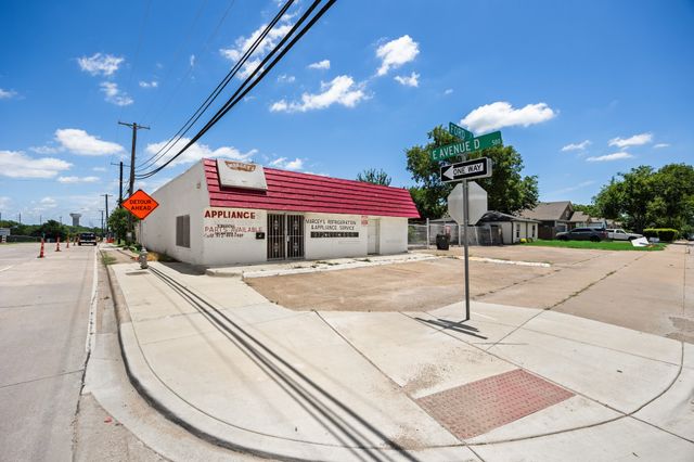 500 Ford Street, Garland, TX 75040