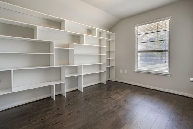 7108 Garnet Mill LN, Austin, TX 78744