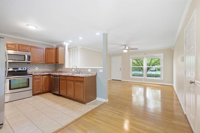 2168 Lansill Road, Lexington, KY 40504