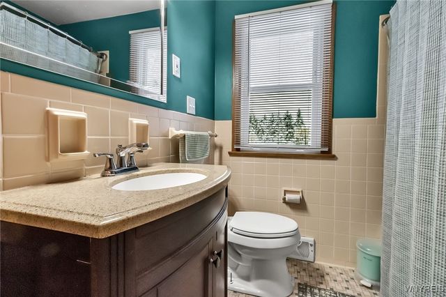 6903 Jewett Holmwood Road, Orchard Park, NY 14127