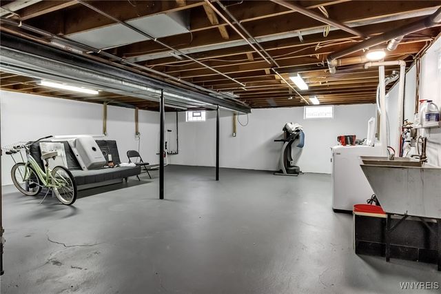 6903 Jewett Holmwood Road, Orchard Park, NY 14127