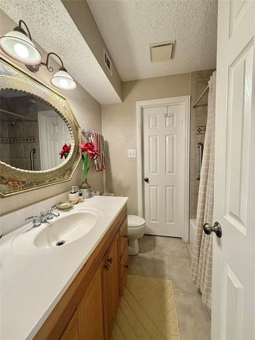 1909 TOWNGATE Drive, Garland, TX 75041