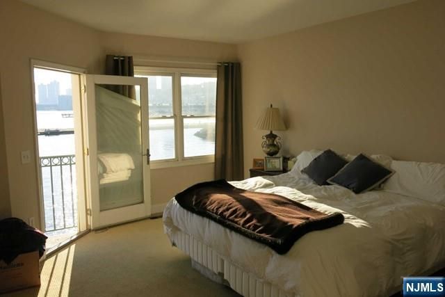 116 The Promenade 116, Edgewater, NJ 07020