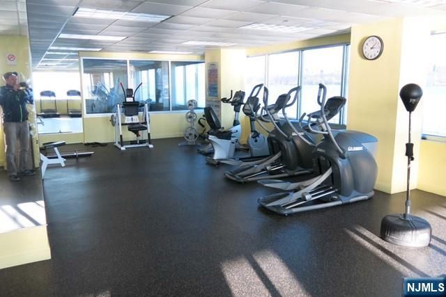 116 The Promenade 116, Edgewater, NJ 07020