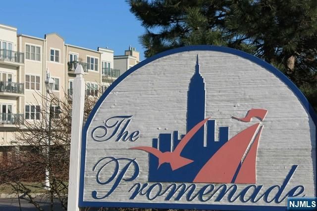 116 The Promenade 116, Edgewater, NJ 07020