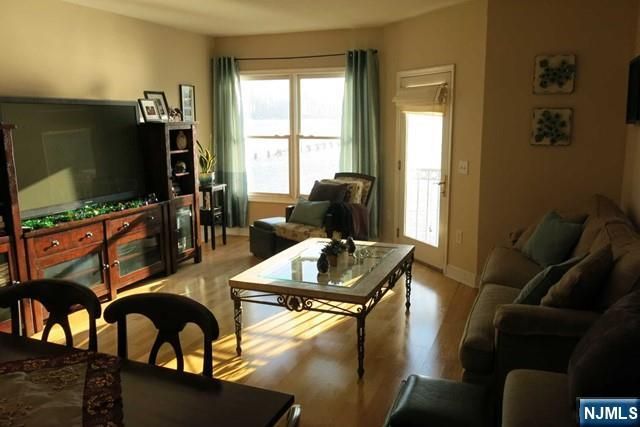 116 The Promenade 116, Edgewater, NJ 07020