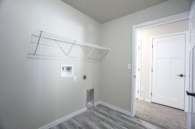 6033 78th Avenue S, Horace, ND 58047