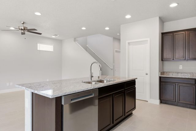 6717 Sydney Drive NE, Rio Rancho, NM 87144