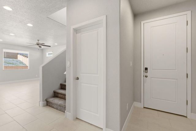 6717 Sydney Drive NE, Rio Rancho, NM 87144