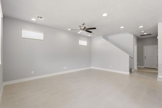 6717 Sydney Drive NE, Rio Rancho, NM 87144