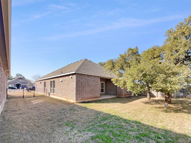 116 San View DR, Georgetown, TX 78628