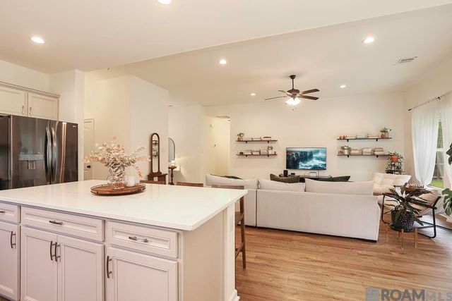 40099 Trace Ave, Prairieville, LA 70769