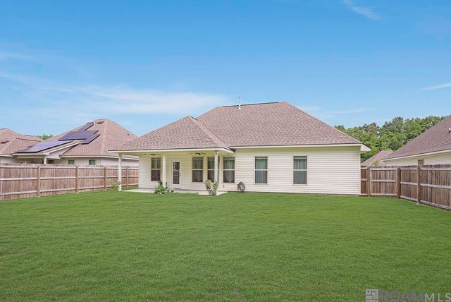 40099 Trace Ave, Prairieville, LA 70769