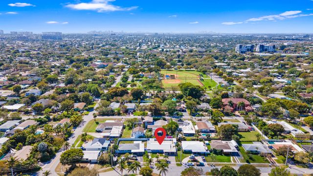 800 NE 8th Street, Pompano Beach, FL 33060