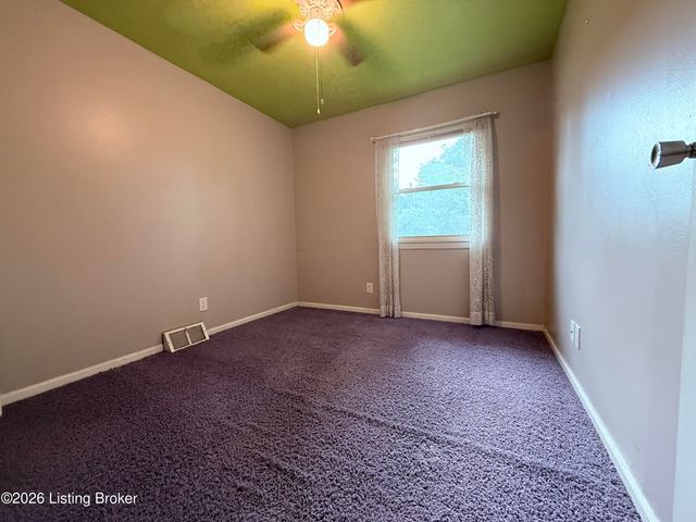 615 Rymer Way, Louisville, KY 40223