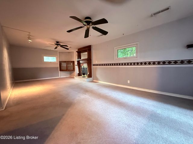 615 Rymer Way, Louisville, KY 40223