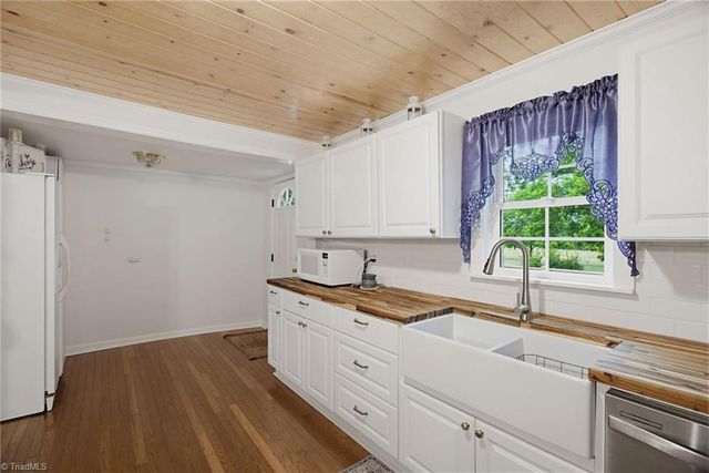 4681 Gumtree Road, Winston-salem, NC 27107