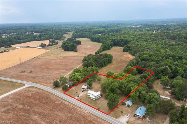 4681 Gumtree Road, Winston-salem, NC 27107