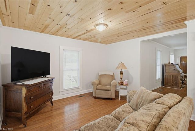 4681 Gumtree Road, Winston-salem, NC 27107