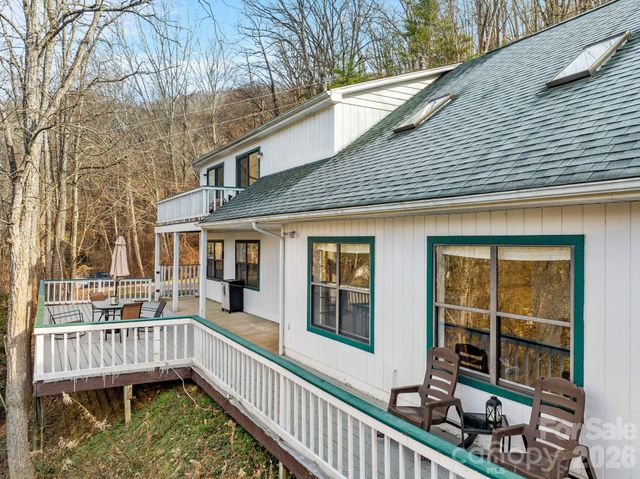 53 Hackberry Lane, Waynesville, NC 28785