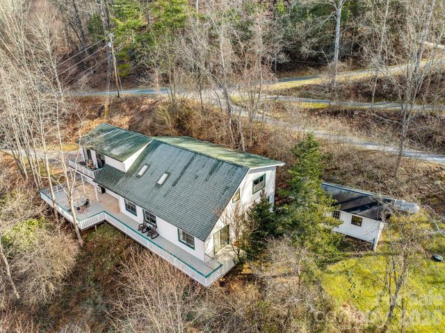 53 Hackberry Lane, Waynesville, NC 28785