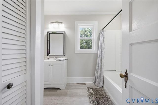 22706 Cox Rd, North Dinwiddie, VA 23803
