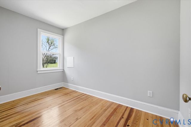 22706 Cox Rd, North Dinwiddie, VA 23803