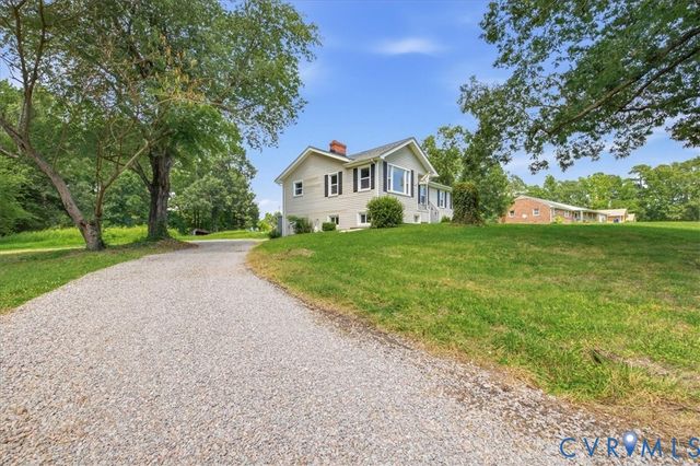 22706 Cox Rd, North Dinwiddie, VA 23803