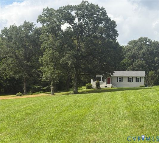 22706 Cox Rd, North Dinwiddie, VA 23803
