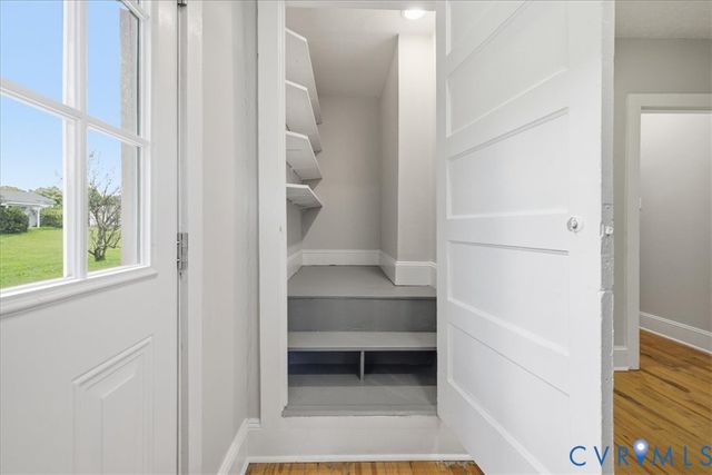 22706 Cox Rd, North Dinwiddie, VA 23803