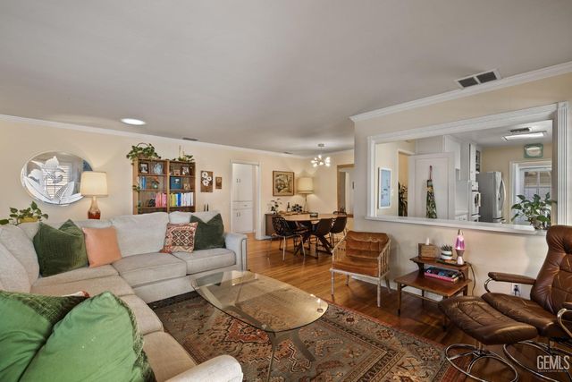 2605 Beech Street, Bakersfield, CA 93301