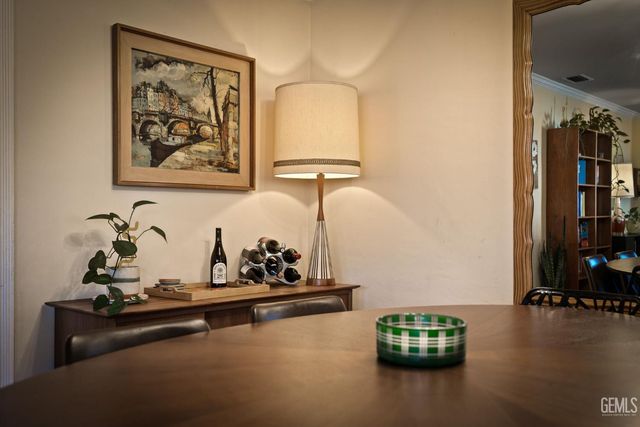 2605 Beech Street, Bakersfield, CA 93301