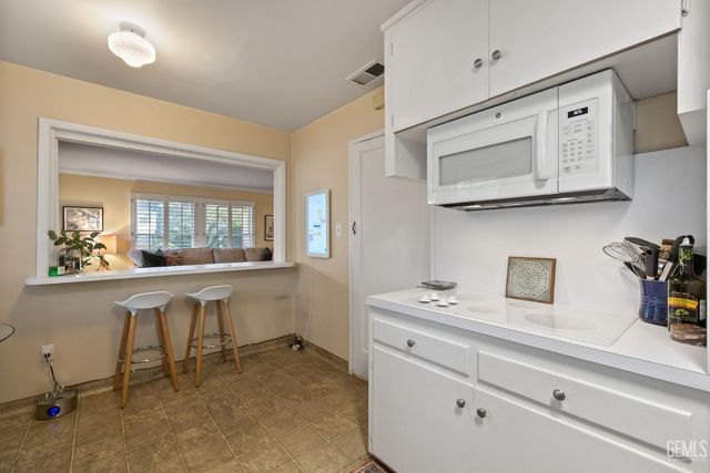 2605 Beech Street, Bakersfield, CA 93301