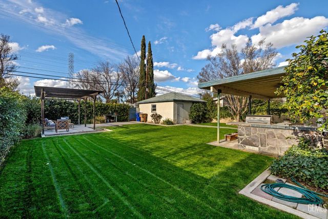 2605 Beech Street, Bakersfield, CA 93301