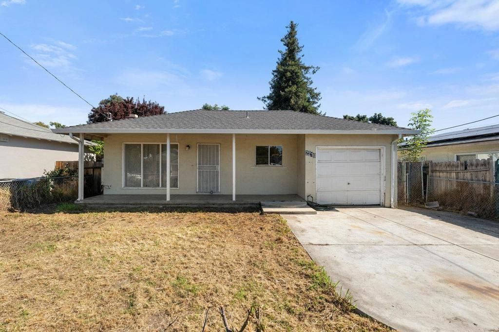2210 Menalto Avenue, East Palo Alto, CA 94303