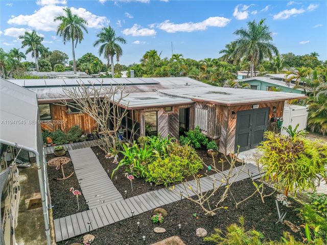 2455 Flamingo Lane, Fort Lauderdale, FL 33312