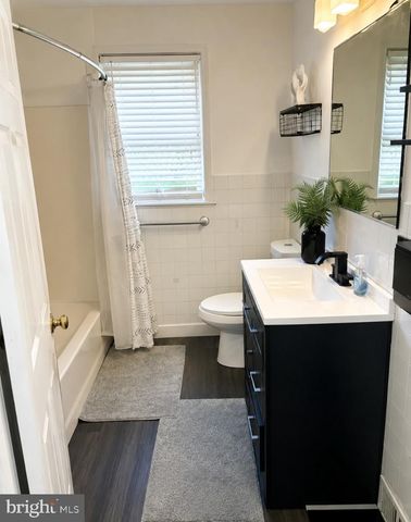 333 SANDALWOOD, Hamilton, NJ 08619