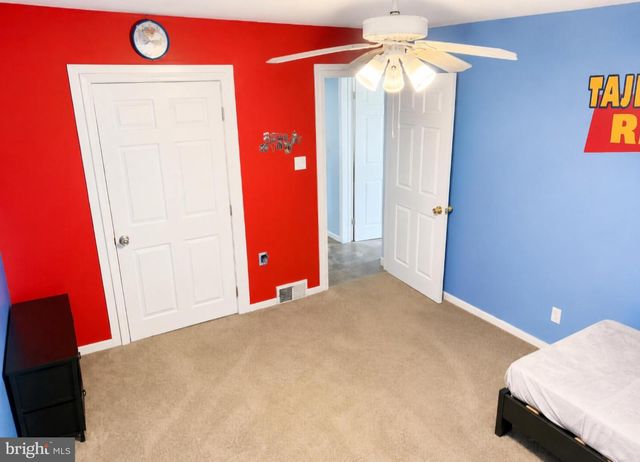 333 SANDALWOOD, Hamilton, NJ 08619