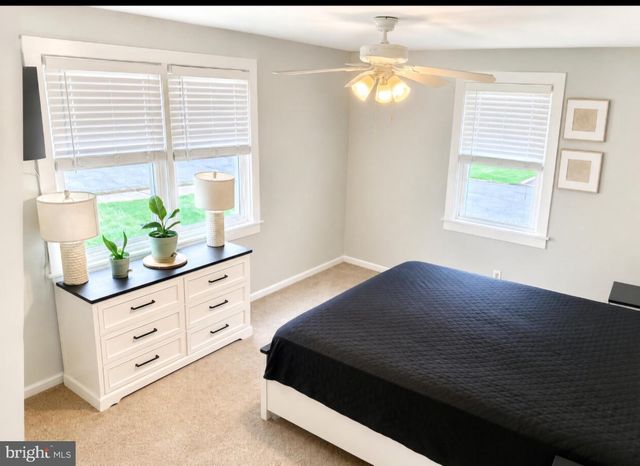 333 SANDALWOOD, Hamilton, NJ 08619