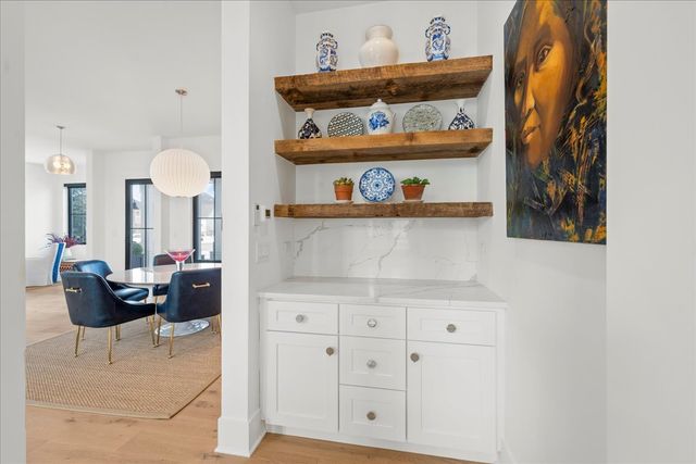 1555 Samanthas Way, Deerfield, IL 60015